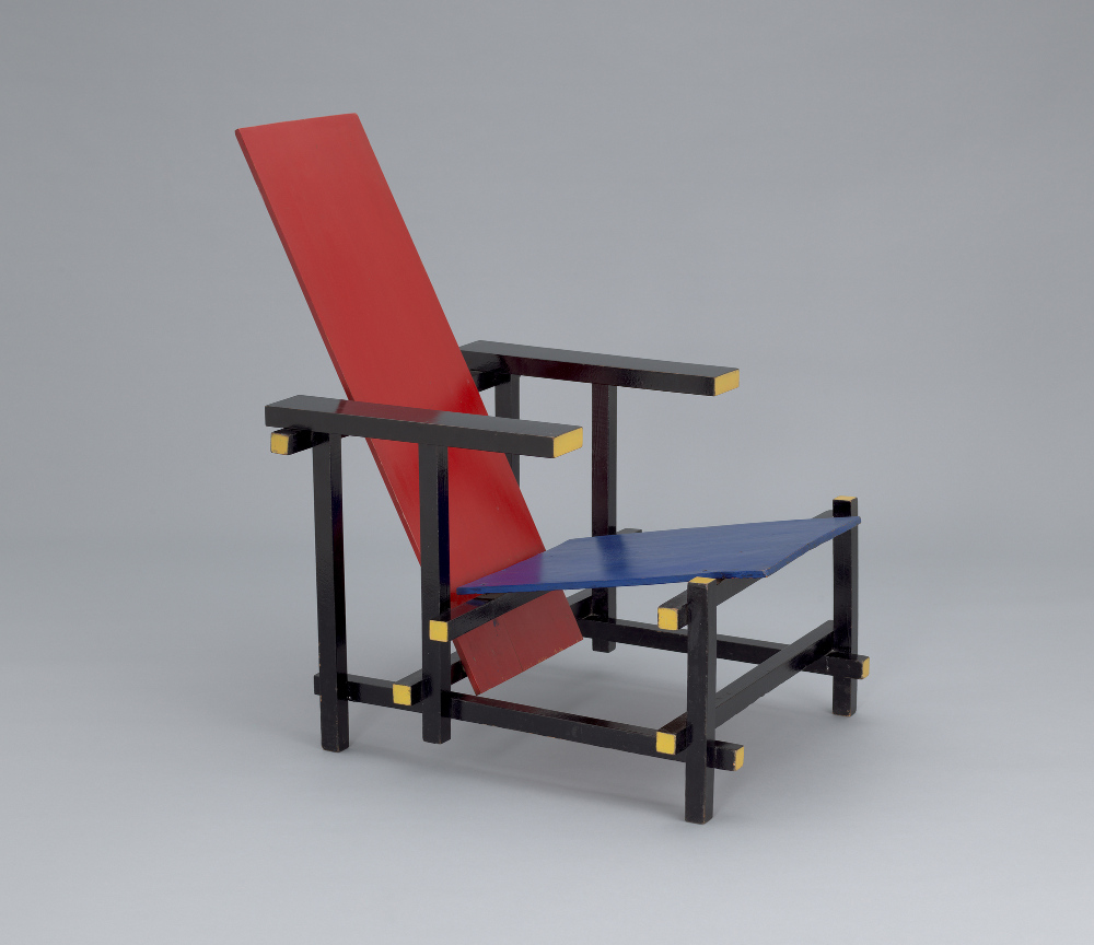  red blue chair oleh gerrit rietveld / moma
